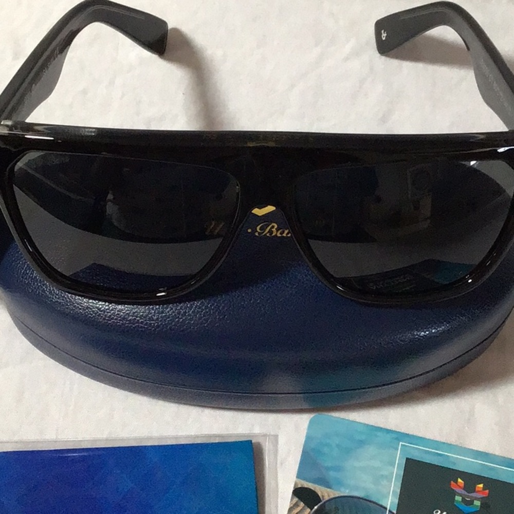 420 🌞NWT UV Bans Unisex Sunglasses🌞 - Picture 2 of 4